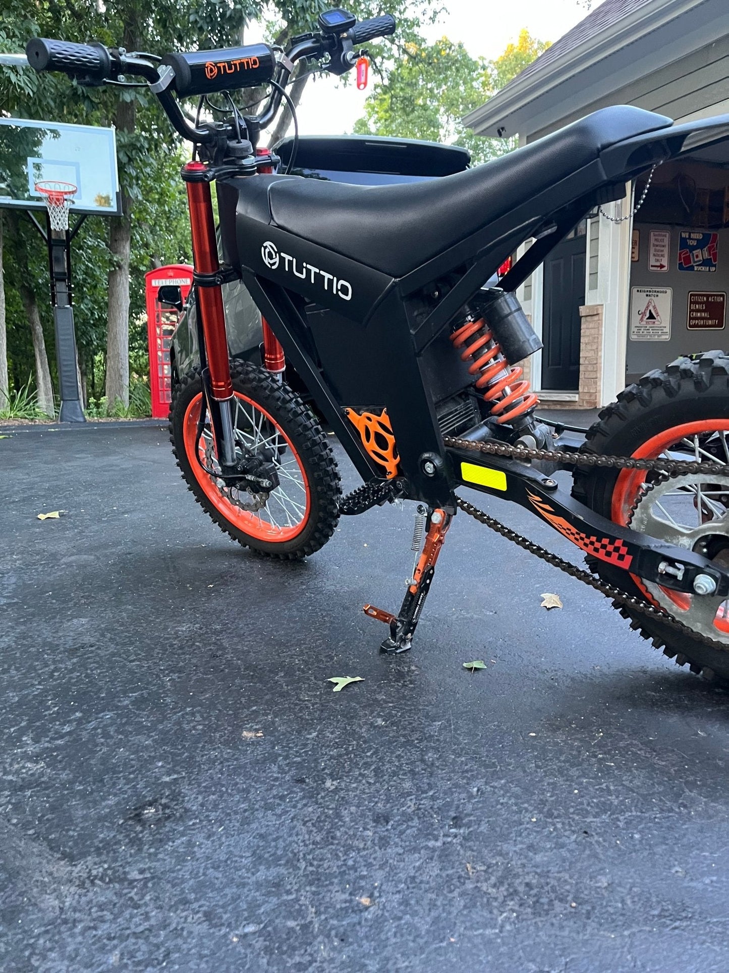 Tuttio Motor Cover and Panel Combo